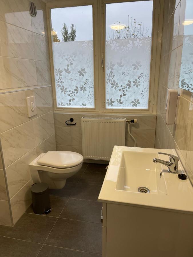 Double Room with Private Bathroom,1296368833:JPEG